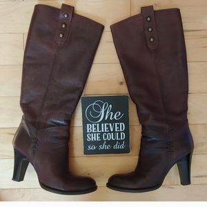 Italian Leather Boots & Free Scarf